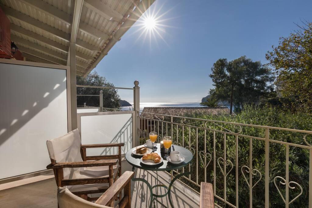 Villa Anthoussa In Palaiokastritsa Buitenkant foto
