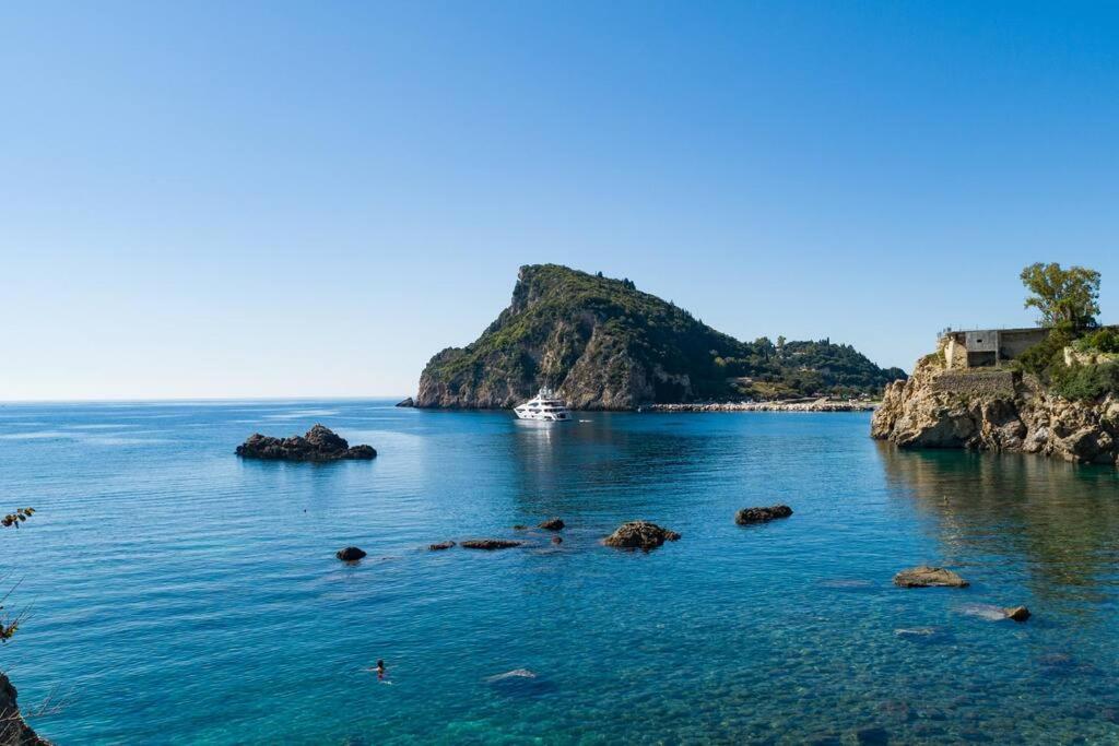 Villa Anthoussa In Palaiokastritsa Buitenkant foto